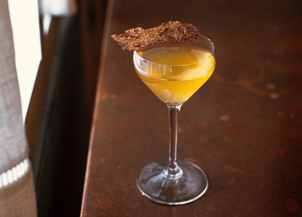 Стинг. Фото: © Эдвард Хауэл / Unsplash Стинг. Фото: © Эдвард Хауэл / Unsplash