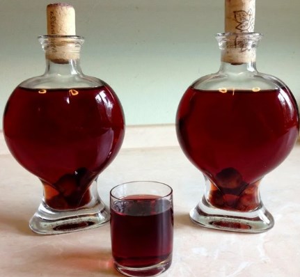 Настойка малины на спирте