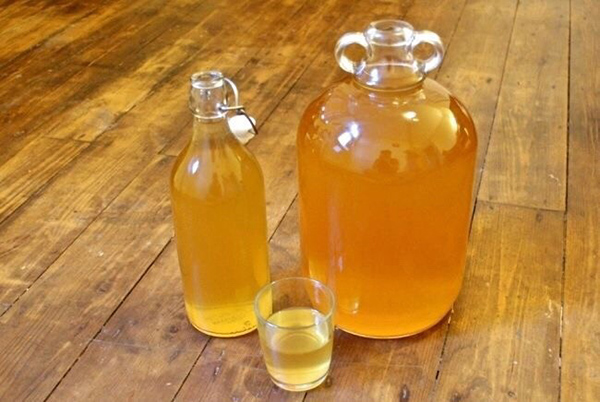 Самогон из меда в бутылках Самогон из меда в бутылках