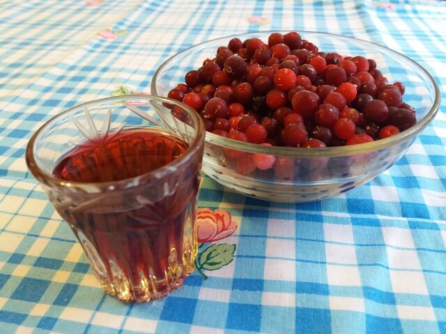 Клюквенная настойка - домашние рецепты