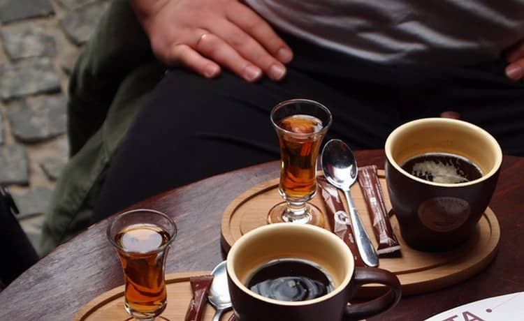 Этот ликер также можно добавлять в кофе.