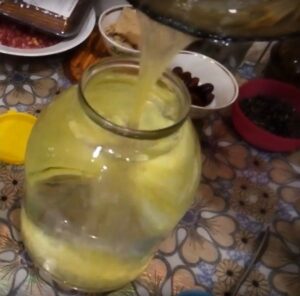 Смешивание белка и самогона