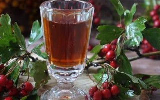 Самогон из боярышника – правильный рецепт браги и перегонка